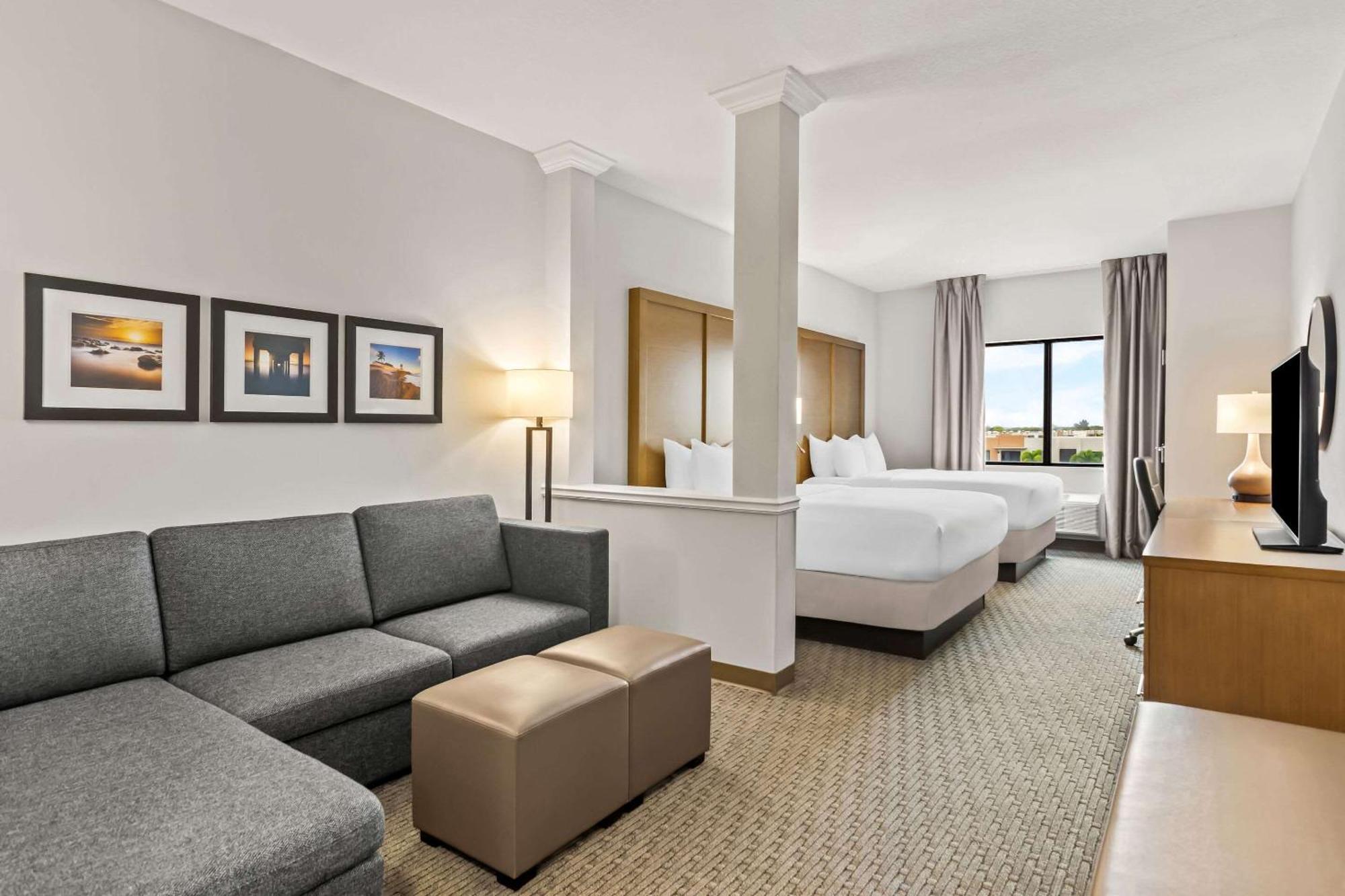 Comfort Suites Stuart-Hutchinson Island المظهر الخارجي الصورة